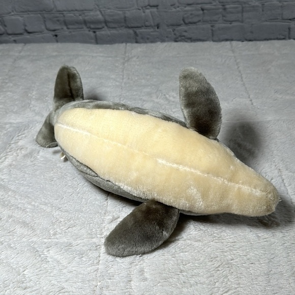 Seaworld Park Gray White Bottlenose Dolphin Plush 14 In Blue Eyes Stuffed Animal - Picture 12 of 13